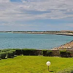 34m² Avec Terrasse Vue A Sete, 2 Pieces Pour 4 Personnes - Fr-1-472a-215