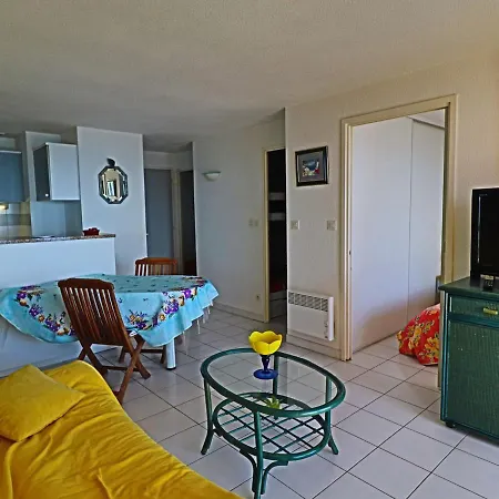 34m² Avec Terrasse Vue A Sete, 2 Pieces Pour 4 Personnes - Fr-1-472a-215 *